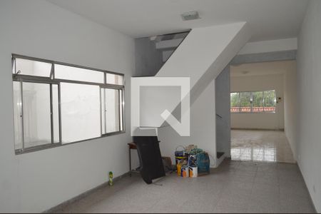 Sala de Jantar de casa para alugar com 3 quartos, 180m² em Vila Monumento, São Paulo