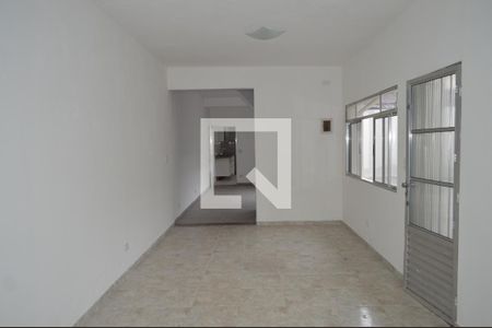 Sala de casa para alugar com 3 quartos, 180m² em Vila Monumento, São Paulo