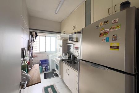 Apartamento à venda com 50m², 2 quartos e 1 vaga Apartamento à venda com 50m², 2 quartos e 1 vagaCozinha e área de serviço