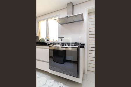 Apartamento à venda com 129m², 4 quartos e 3 vagasCozinha