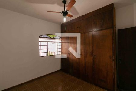Casa para alugar com 181m², 3 quartos e 2 vagasQuarto 2