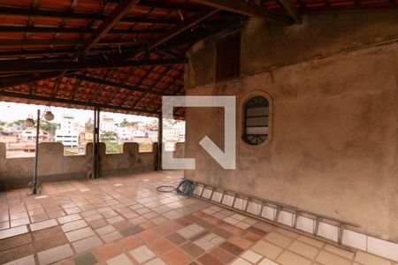 Casa para alugar com 181m², 3 quartos e 2 vagasTerraço