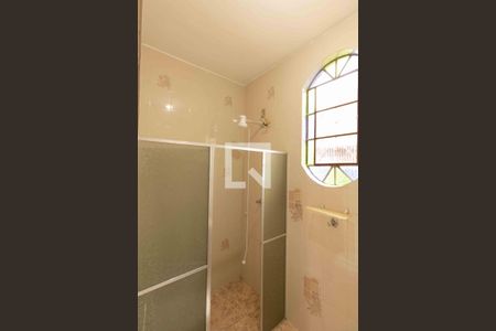 Casa para alugar com 181m², 3 quartos e 2 vagasBanheiro 2