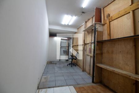 Casa à venda com 100m², 3 quartos e sem vagaGaragem / Loja