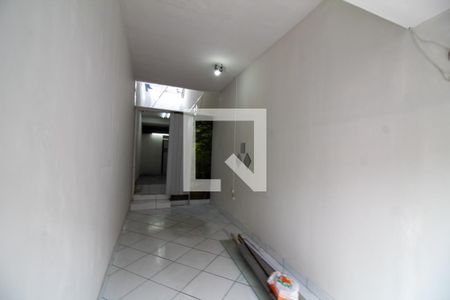 Casa à venda com 100m², 3 quartos e sem vagaGaragem / Loja