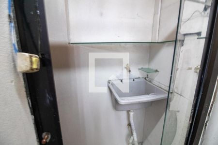 Casa à venda com 100m², 3 quartos e sem vagaLavabo 2 Garagem / Loja
