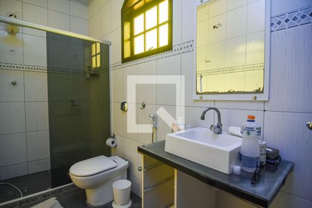 Casa à venda com 900m², 4 quartos e 4 vagas Casa à venda com 900m², 4 quartos e 4 vagasQuarto 3