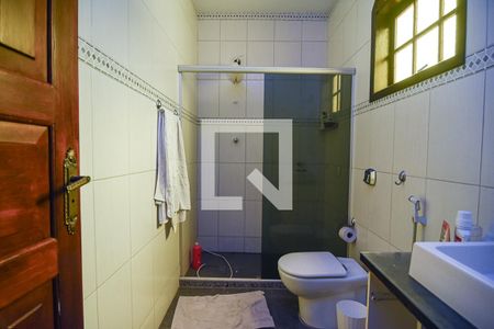 Casa à venda com 900m², 4 quartos e 4 vagas Casa à venda com 900m², 4 quartos e 4 vagasBanheiro do Quarto 3