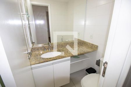 Apartamento à venda com 85m², 2 quartos e 1 vaga Apartamento à venda com 85m², 2 quartos e 1 vagaBanheiro