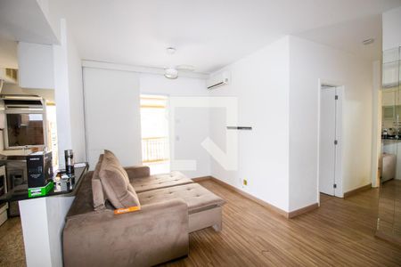Sala de apartamento para alugar com 2 quartos, 85m² em Recreio dos Bandeirantes, Rio de Janeiro