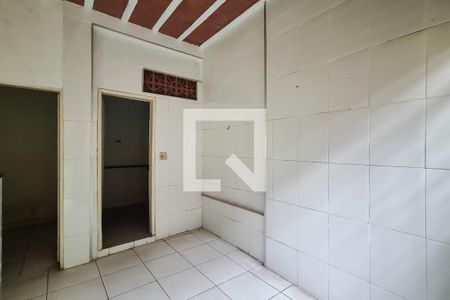 Casa à venda com 322m², 5 quartos e 1 vaga Casa à venda com 322m², 5 quartos e 1 vagaCozinha (casa 2)