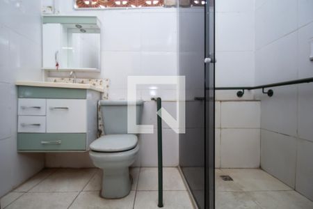 Casa à venda com 322m², 5 quartos e 1 vaga Casa à venda com 322m², 5 quartos e 1 vagaBanheiro 2 (casa 1)