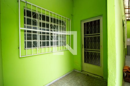 Casa à venda com 322m², 5 quartos e 1 vaga Casa à venda com 322m², 5 quartos e 1 vagaQuintal (casa 2)