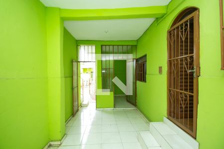 Casa à venda com 322m², 5 quartos e 1 vaga Casa à venda com 322m², 5 quartos e 1 vagaEntrada (casa 1)