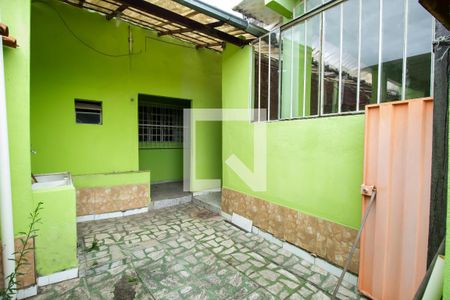 Casa à venda com 322m², 5 quartos e 1 vaga Casa à venda com 322m², 5 quartos e 1 vagaQuintal (casa 2)