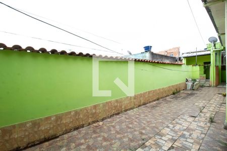 Casa à venda com 322m², 5 quartos e 1 vaga Casa à venda com 322m², 5 quartos e 1 vagaQuintal (casa 1)