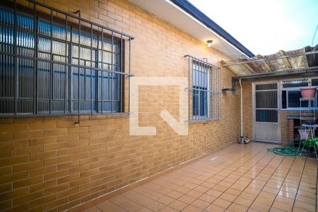 Casa à venda com 120m², 2 quartos e 3 vagasQuintal