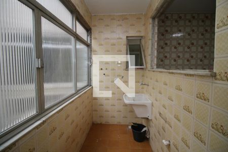 Apartamento para alugar com 70m², 2 quartos e 1 vagaÁrea de Serviço