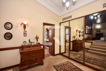 Casa para alugar com 1000m², 4 quartos e 6 vagasArmário da Suíte 4