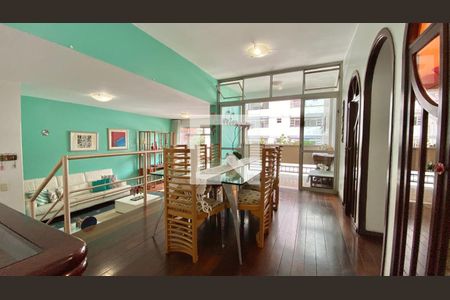 Apartamento à venda com 150m², 4 quartos e 2 vagas Apartamento à venda com 150m², 4 quartos e 2 vagascopa