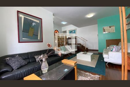 Apartamento à venda com 150m², 4 quartos e 2 vagas Apartamento à venda com 150m², 4 quartos e 2 vagassala