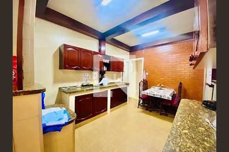 Apartamento à venda com 130m², 3 quartos e 1 vaga