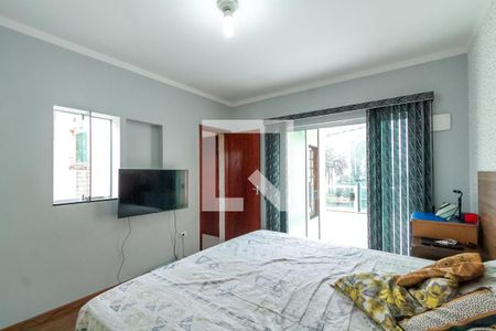 Casa à venda com 184m², 3 quartos e 3 vagasSuíte