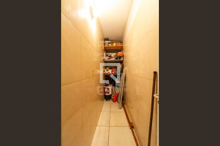 Casa à venda com 184m², 3 quartos e 3 vagasDespensa