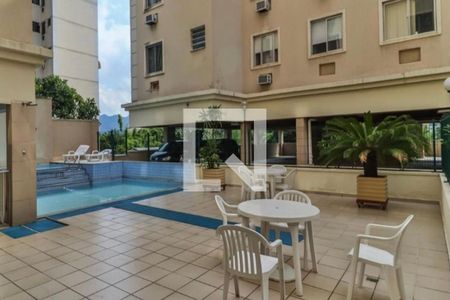 Apartamento à venda com 126m², 2 quartos e 1 vagaÁrea comum