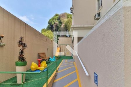 Apartamento à venda com 126m², 2 quartos e 1 vagaÁrea comum