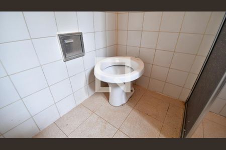 Casa à venda com 110m², 2 quartos e 2 vagasBanheiro