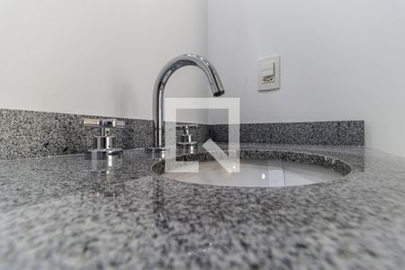 Studio para alugar com 30m², 1 quarto e sem vaga Studio para alugar com 30m², 1 quarto e sem vagaBanheiro