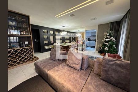 Apartamento à venda com 162m², 4 quartos e 3 vagas