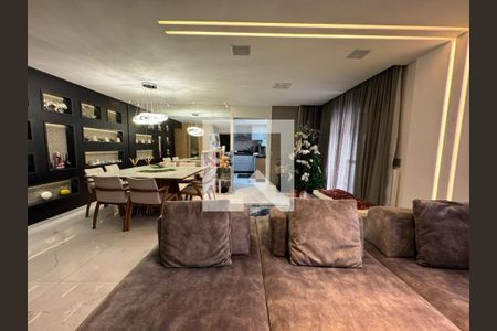 Apartamento à venda com 162m², 4 quartos e 3 vagas