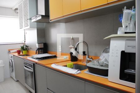 Apartamento à venda com 95m², 2 quartos e 2 vagasCozinha