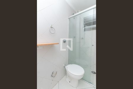 Apartamento para alugar com 53m², 2 quartos e sem vaga Apartamento para alugar com 53m², 2 quartos e sem vagaBanheiro