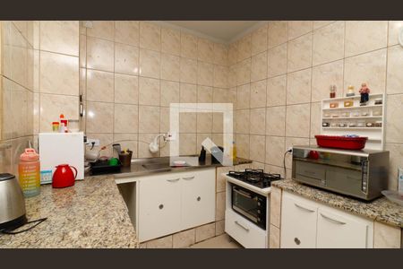 Casa à venda com 117m², 3 quartos e 2 vagas Casa à venda com 117m², 3 quartos e 2 vagasCozinha