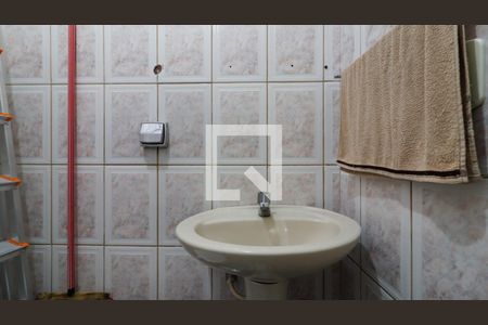 Casa à venda com 117m², 3 quartos e 2 vagas Casa à venda com 117m², 3 quartos e 2 vagasBanheiro de serviço