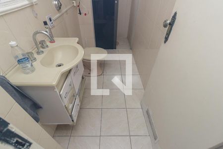 Apartamento à venda com 67m², 2 quartos e 1 vaga Apartamento à venda com 67m², 2 quartos e 1 vagaBanheiro