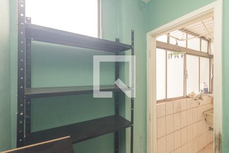 Apartamento à venda com 67m², 2 quartos e 1 vaga Apartamento à venda com 67m², 2 quartos e 1 vagaQuarto de Serviço