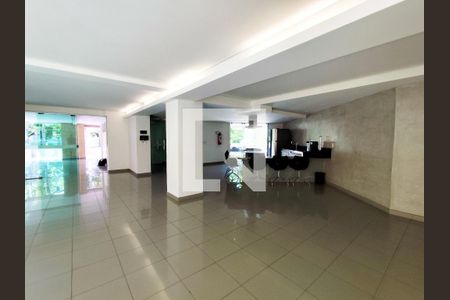 Apartamento à venda com 165m², 4 quartos e 3 vagas Apartamento à venda com 165m², 4 quartos e 3 vagasÁrea comum