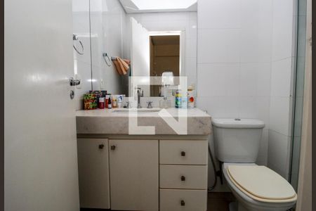 Apartamento à venda com 165m², 4 quartos e 3 vagas Apartamento à venda com 165m², 4 quartos e 3 vagasBanheiro do Quarto 2