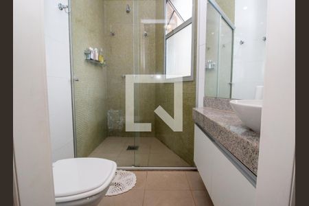 Apartamento à venda com 165m², 4 quartos e 3 vagas Apartamento à venda com 165m², 4 quartos e 3 vagasBanheiro do Quarto 1