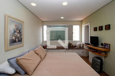 Apartamento à venda com 165m², 4 quartos e 3 vagas Apartamento à venda com 165m², 4 quartos e 3 vagasQuarto 4