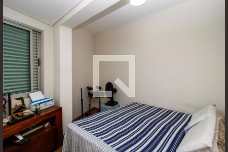 Apartamento à venda com 165m², 4 quartos e 3 vagas Apartamento à venda com 165m², 4 quartos e 3 vagasQuarto 1