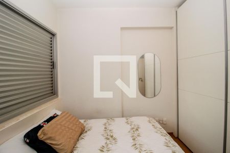 Apartamento à venda com 165m², 4 quartos e 3 vagas Apartamento à venda com 165m², 4 quartos e 3 vagasQuarto 2