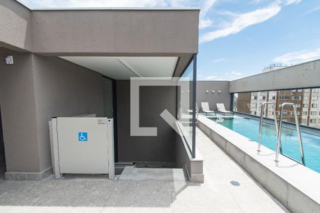 Apartamento à venda com 42m², 1 quarto e sem vagaPiscina