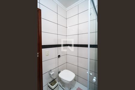 Casa para alugar com 180m², 2 quartos e 2 vagas Casa para alugar com 180m², 2 quartos e 2 vagasBanheiro da Suíte