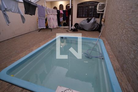 Casa para alugar com 180m², 2 quartos e 2 vagas Casa para alugar com 180m², 2 quartos e 2 vagasÁrea Externa