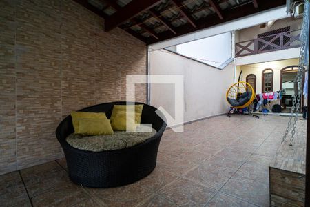 Casa para alugar com 180m², 2 quartos e 2 vagas Casa para alugar com 180m², 2 quartos e 2 vagasÁrea Externa